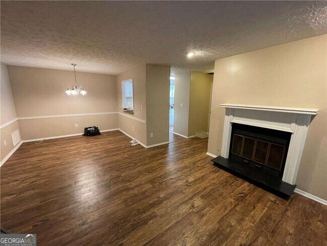 Building Photo - 803 Wynnes Ridge Cir SE