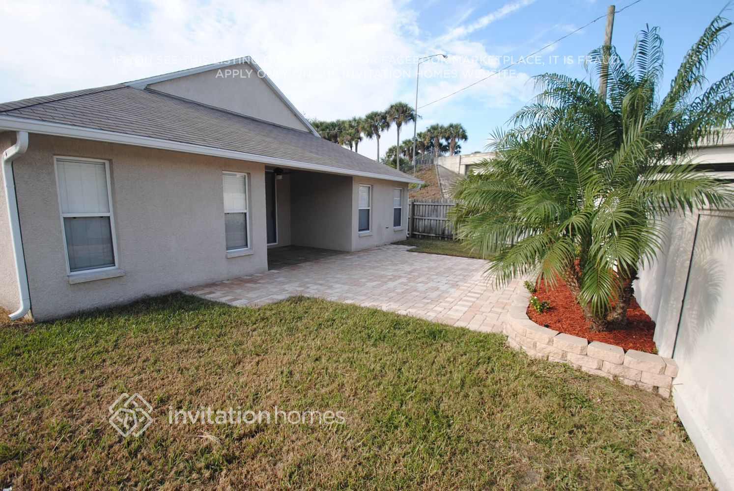 Building Photo - 15517 Lake Bella Vista Dr