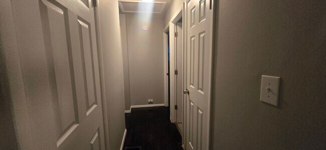 Building Photo - North End! 3 bed, 1 bath