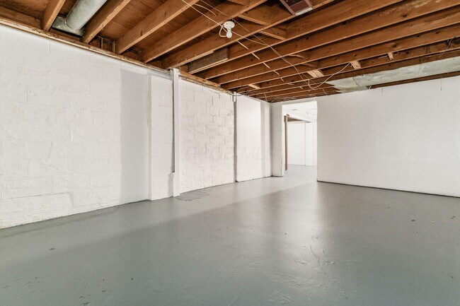 Building Photo - 1839 Hemswell Ct