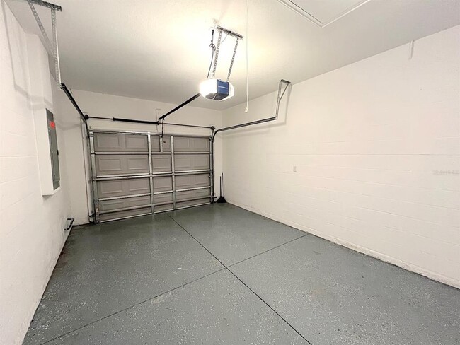 Building Photo - 80 Buttonworth Dr