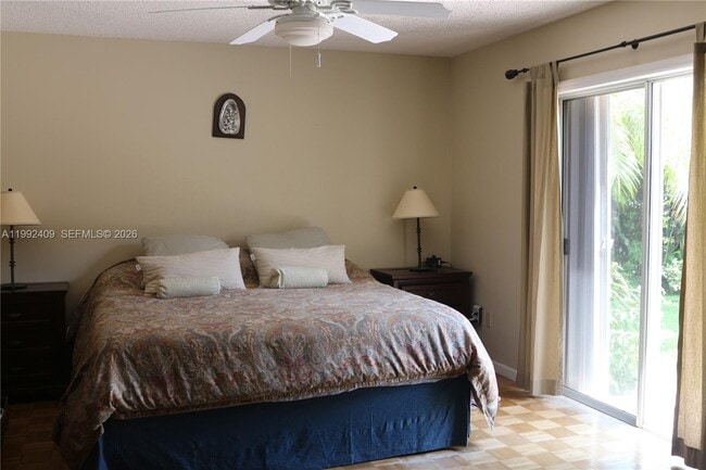 Building Photo - 11841 SW 94th St