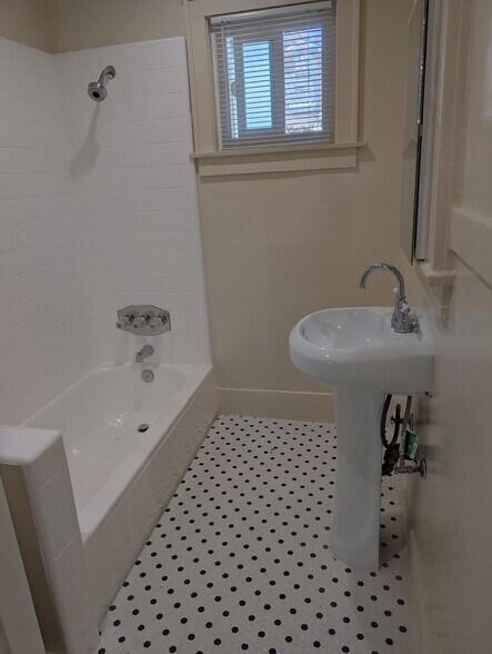 remodeled bathroom - 1313 Portola Ave