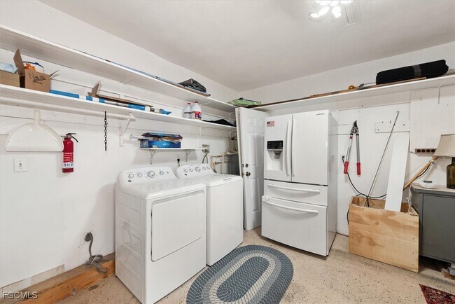 Building Photo - 1030 SE 43rd Terrace