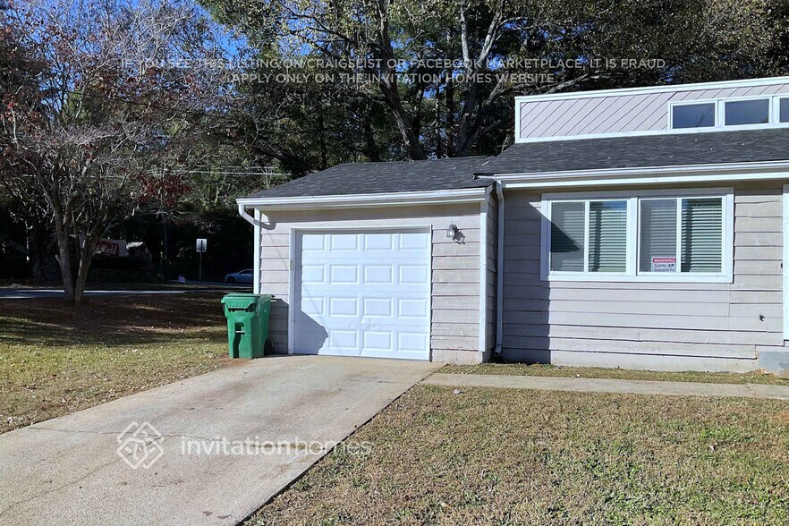 Building Photo - 5230 Long Green Ln