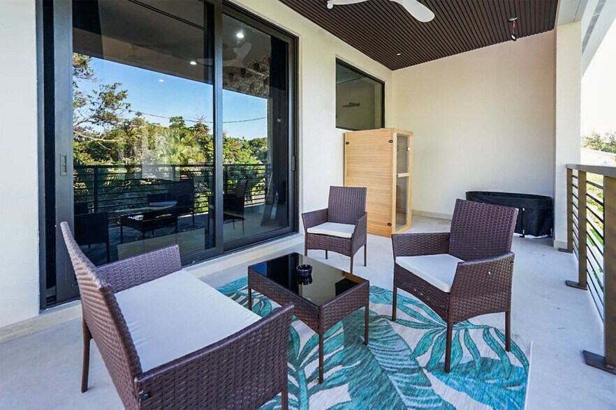 Building Photo - 1812 Miami Rd