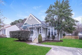 Building Photo - Default