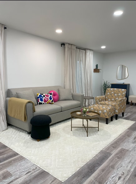 Building Photo - 2509 S J St