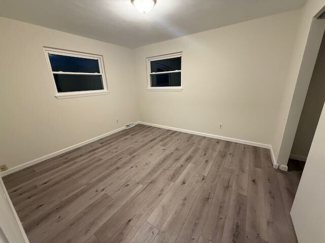 Building Photo - Newly Renovated Duplex unit in North Peoria