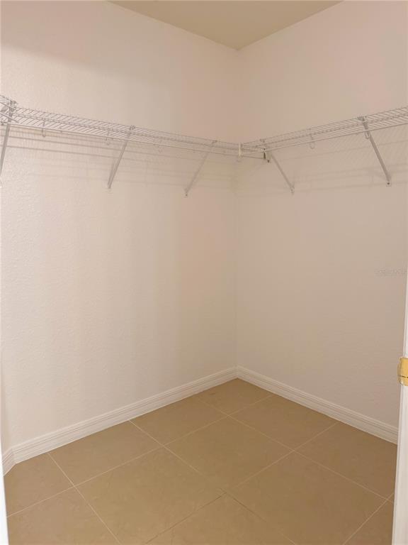 Building Photo - 6759 Krenson Oaks Cir