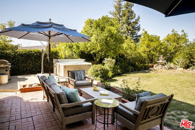 Building Photo - 28667 Acacia Glen St