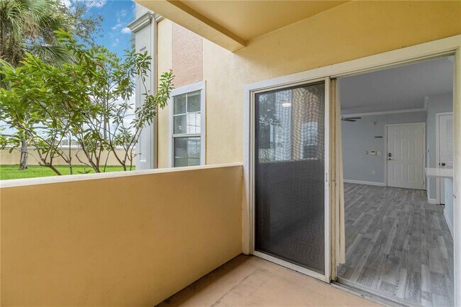 Building Photo - 1185 Villagio Cir