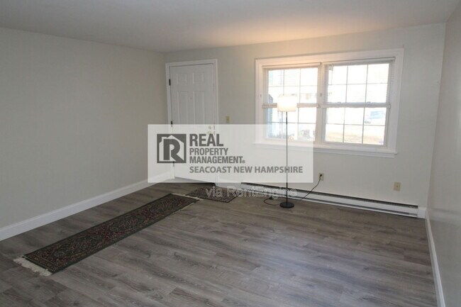 Building Photo - 93 Henry Law Ave