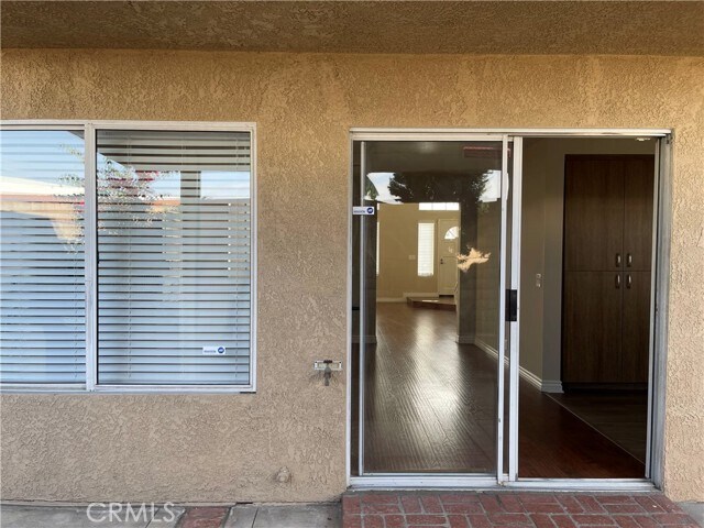 Building Photo - 7271 Kensington Dr