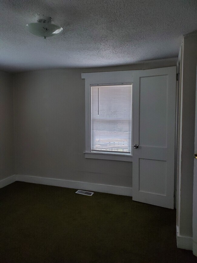 Building Photo - 5873 Ames Rd