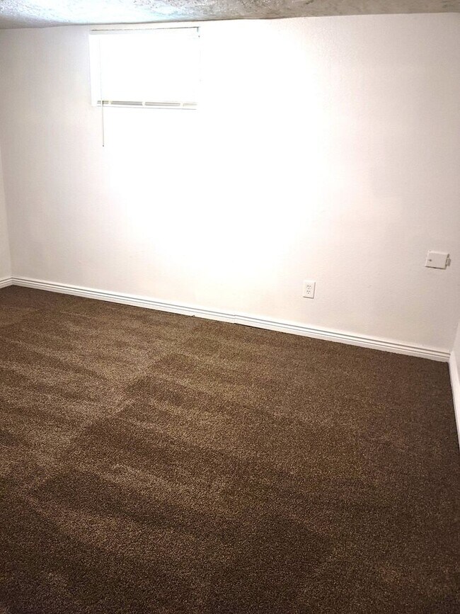 Building Photo - 1121 15th St