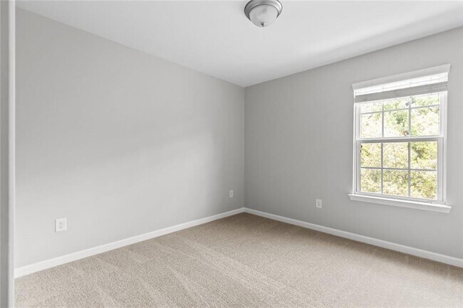 Building Photo - 5612 Moresby Ct