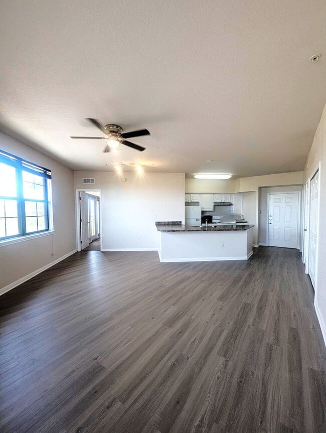 Building Photo - 2x2 New flooring throughout! Updated, spacious, comfortable with balconette!
