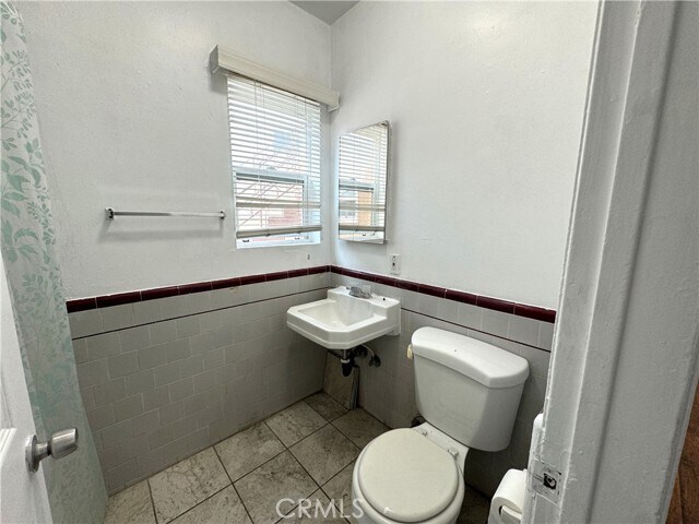 Building Photo - 4387 W 134th St