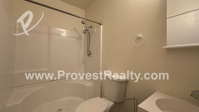 Building Photo - 7680 Chase Ave