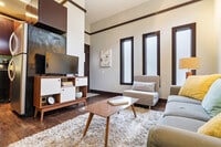 Building Photo - 1208 E Thomas St