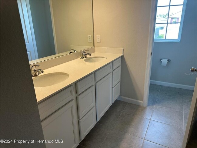 Building Photo - 19052 Pebble Wood Ln