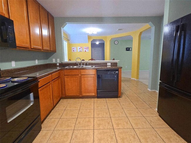 Building Photo - 133 Hillhouse Ln