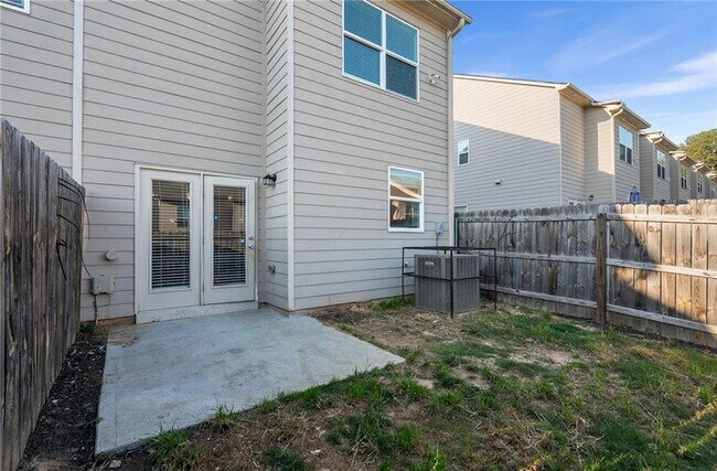 Building Photo - 6405 Shalks Xing Dr