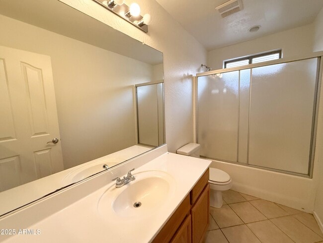 Building Photo - 2538 W Maldonado Rd