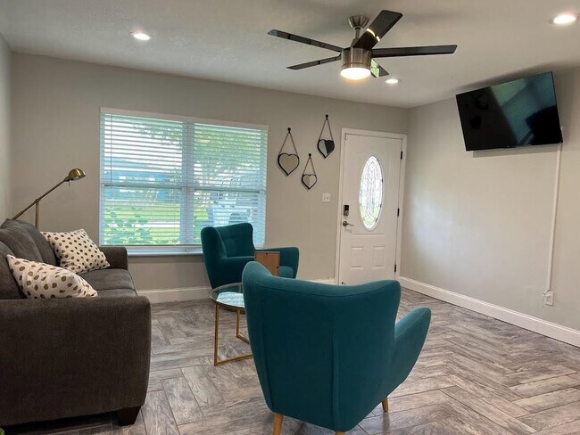 Building Photo - 1810 Elizabeth St