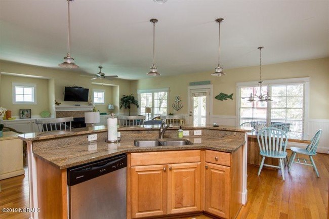 Building Photo - 221 Seawatch Way