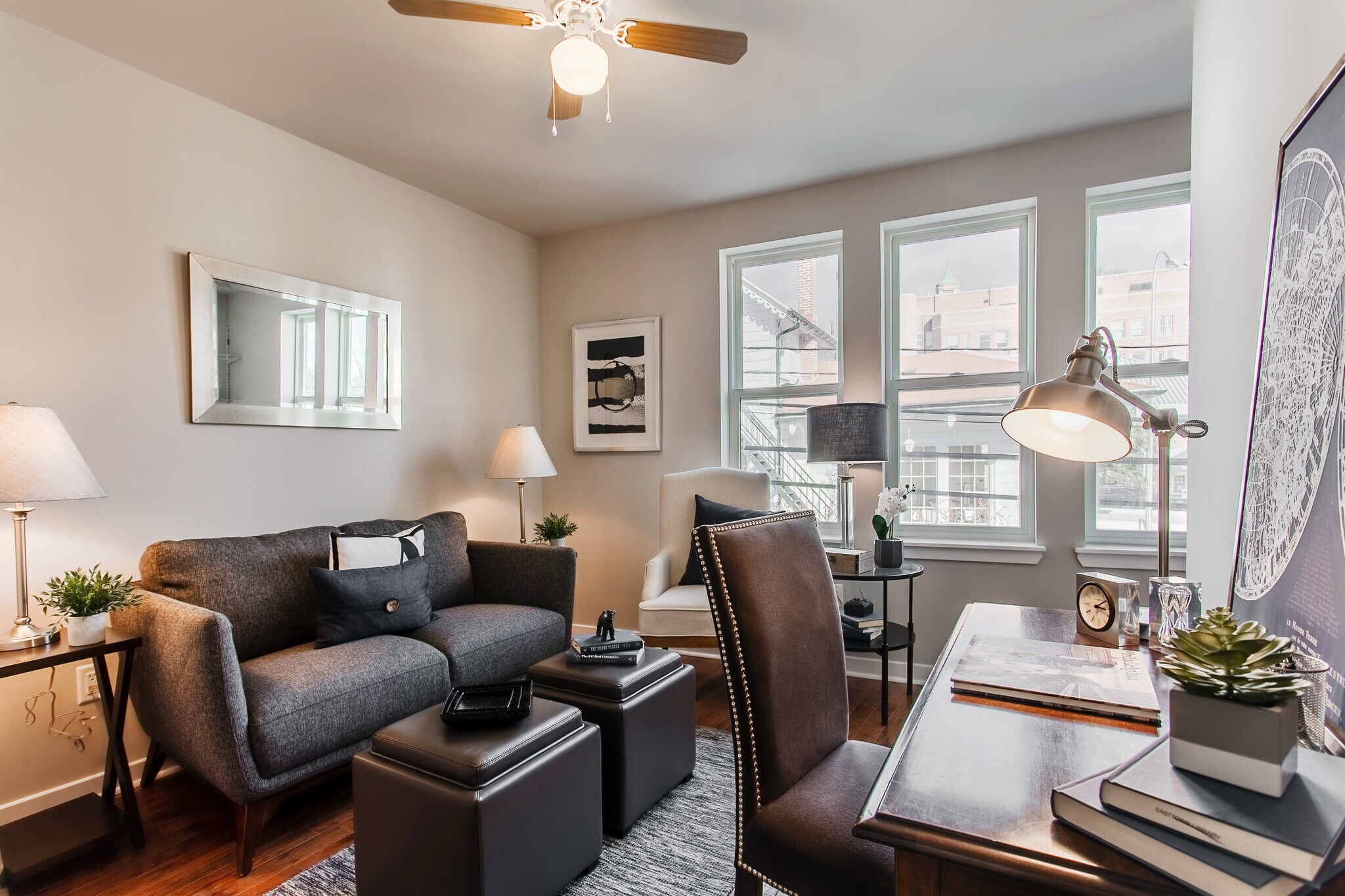 Building Photo - 820 Glenbrook Ave