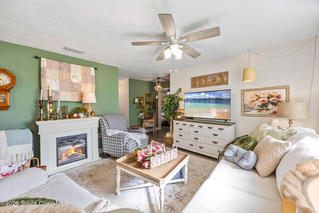 Building Photo - 229 NE 1st St