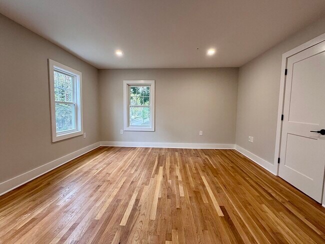 Building Photo - 57 Salem St