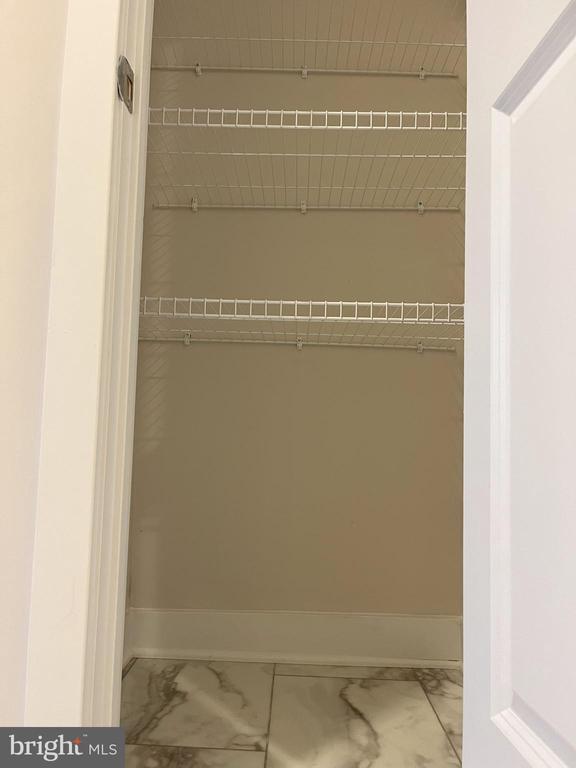 Building Photo - 9A Ford St