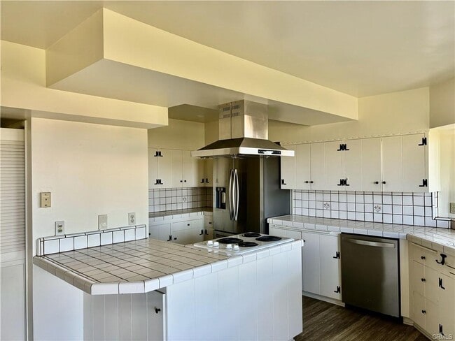 Building Photo - 888 Vía Del Monte