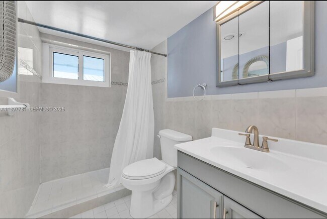 Building Photo - 67 Coral Dr