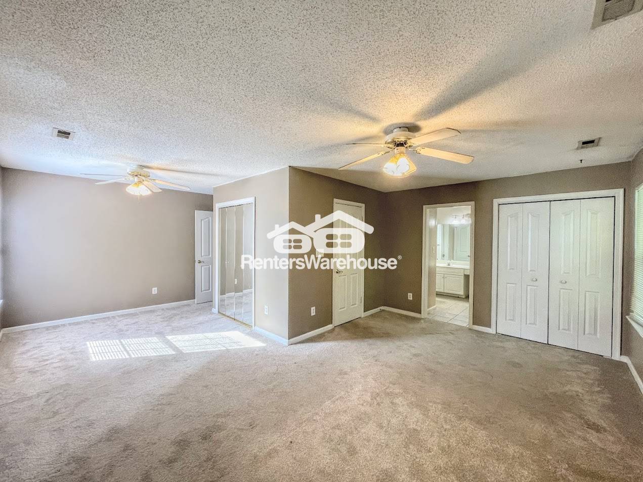 Building Photo - 805 Greystone Trce