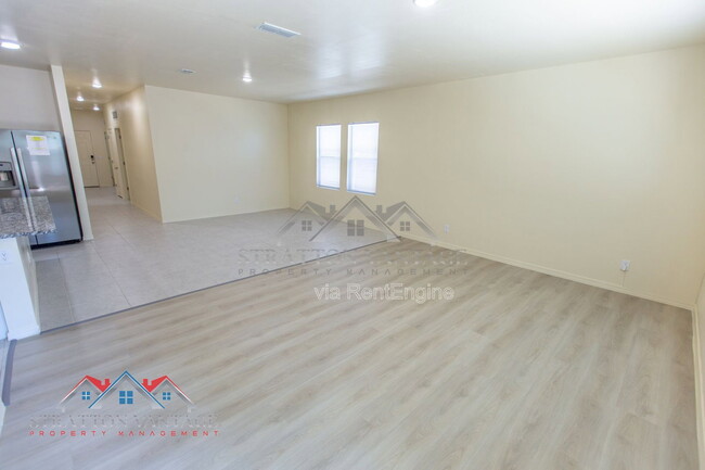 Building Photo - 5771 E Thetis Dr