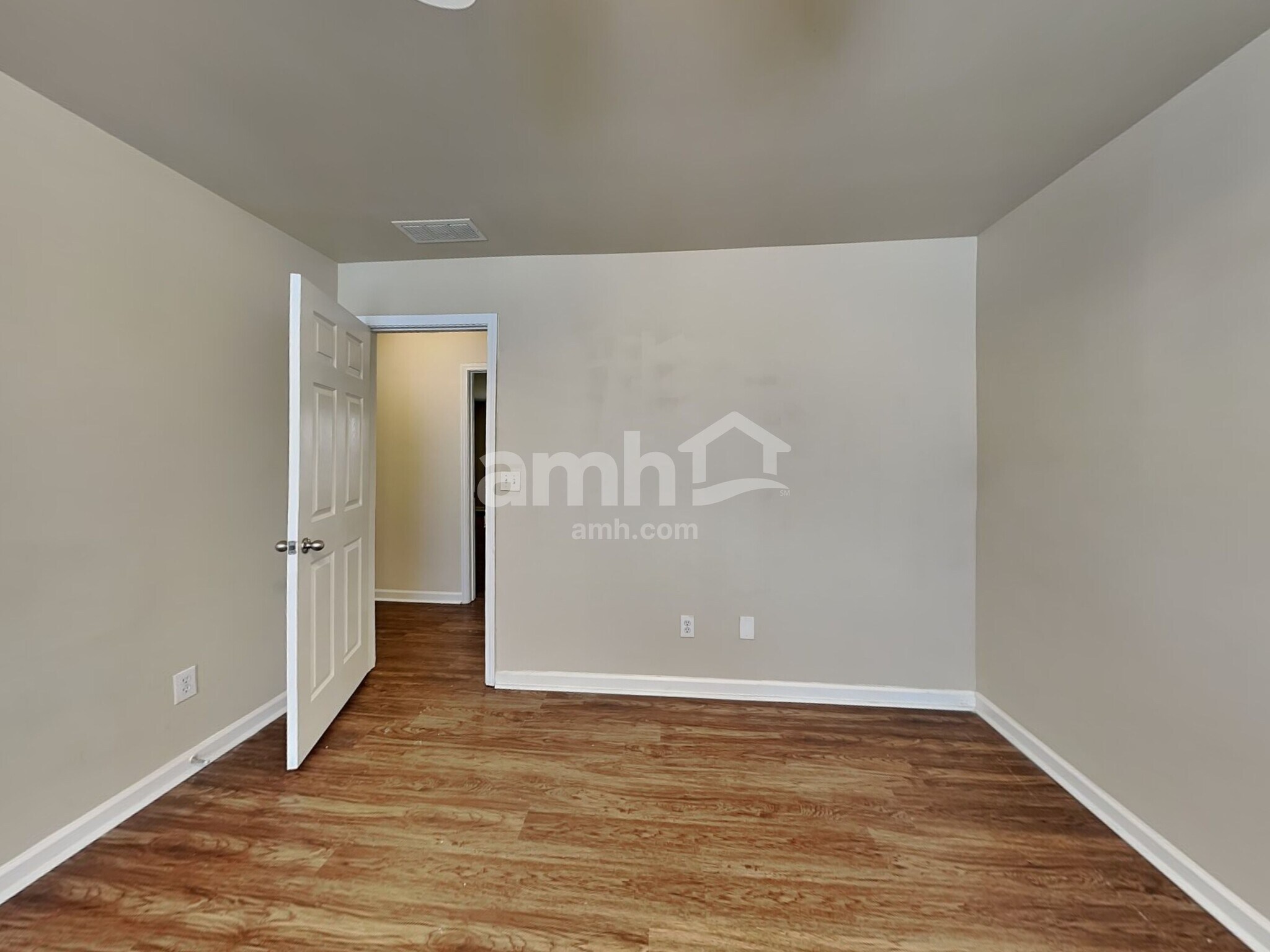 Building Photo - 5609 Grammercy Dr SW