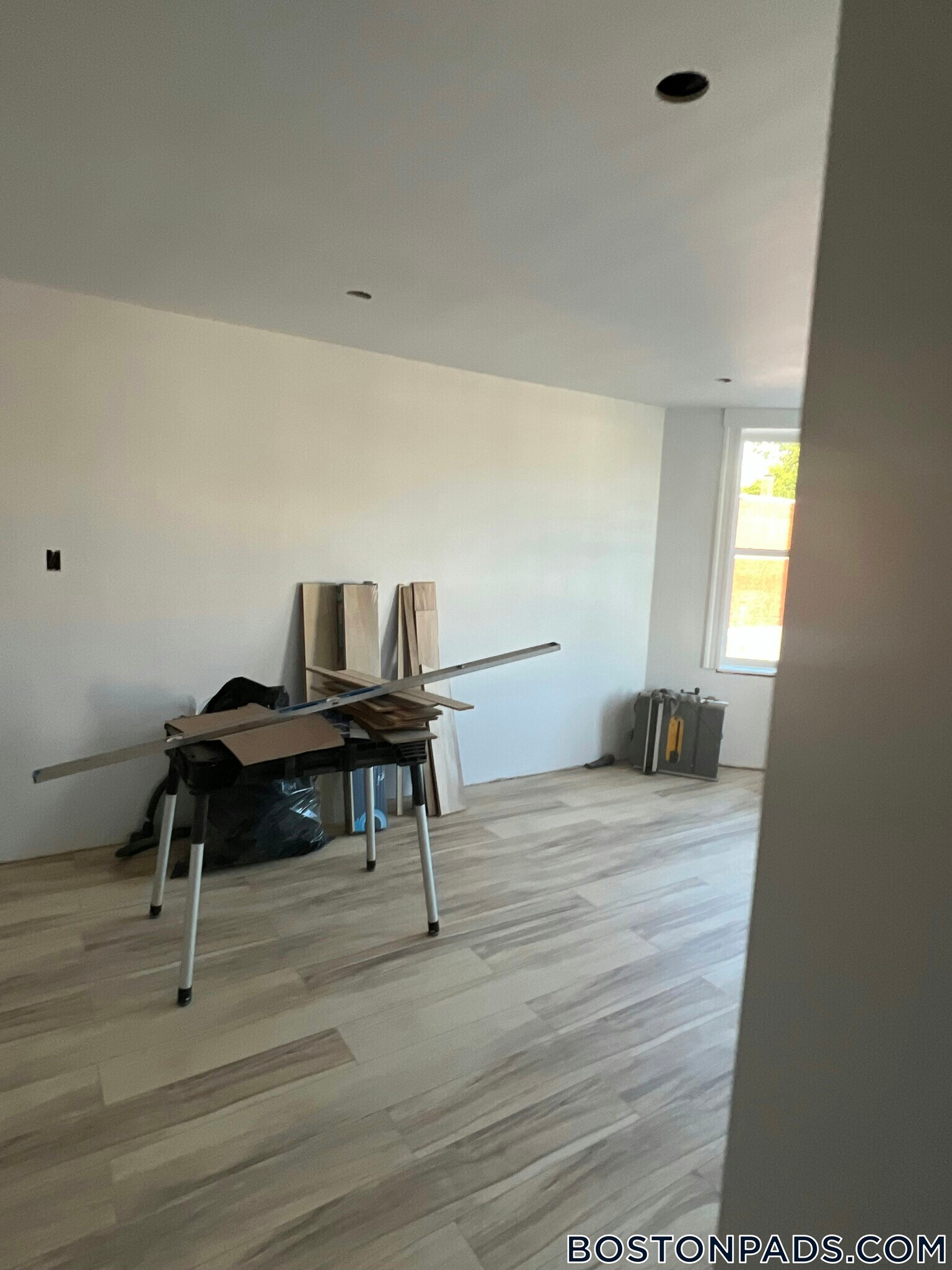 Building Photo - 883 Huntington Ave