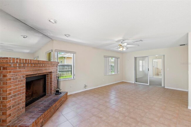Building Photo - 113 Pritchard Dr