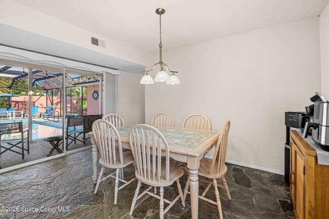 Building Photo - 1044 Samar Rd