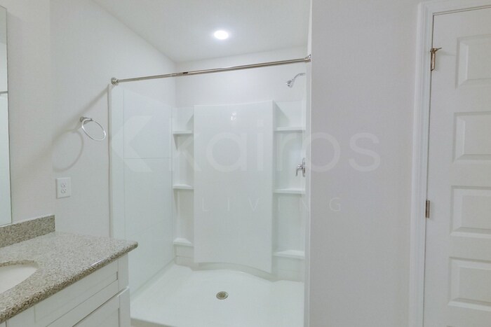 Building Photo - 4682 Malay Cir