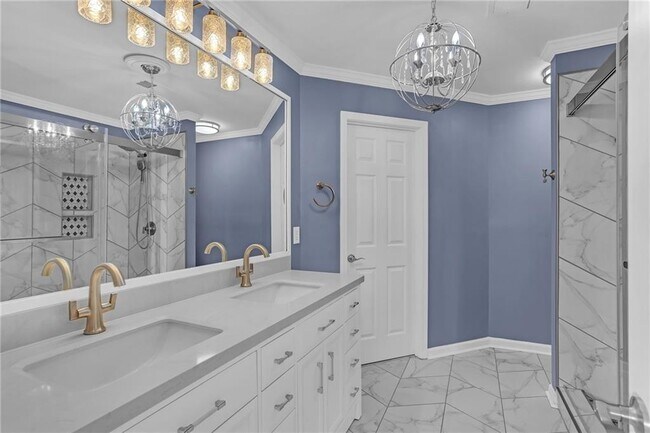 Building Photo - 2318 Longcourt Wy