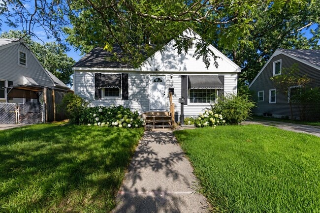Building Photo - 7221 Nicollet Ave