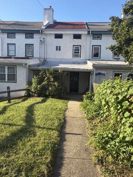 Building Photo - 23 Mill St