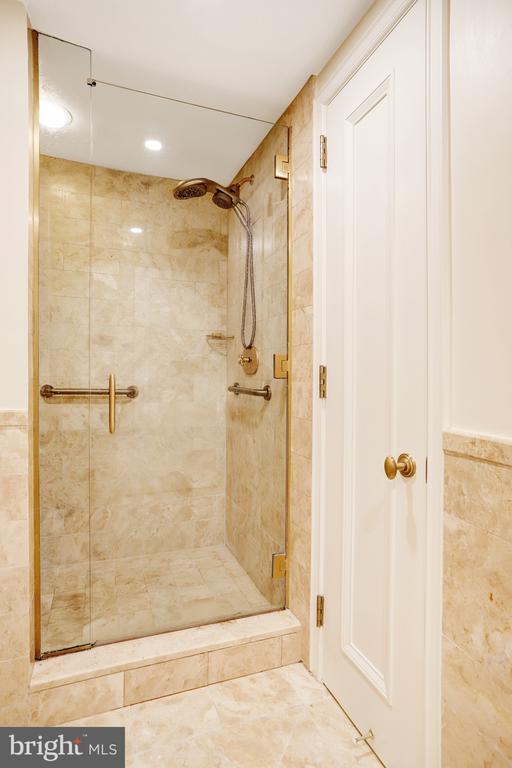 Building Photo - 1155 23rd St NW