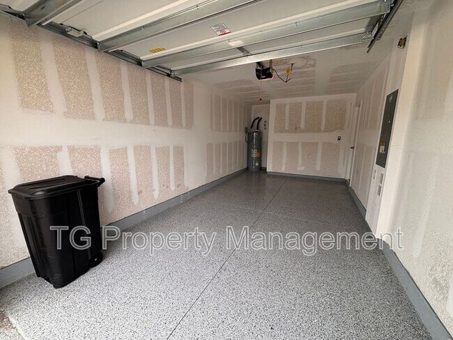Building Photo - 2512 Sadler Trce Wy