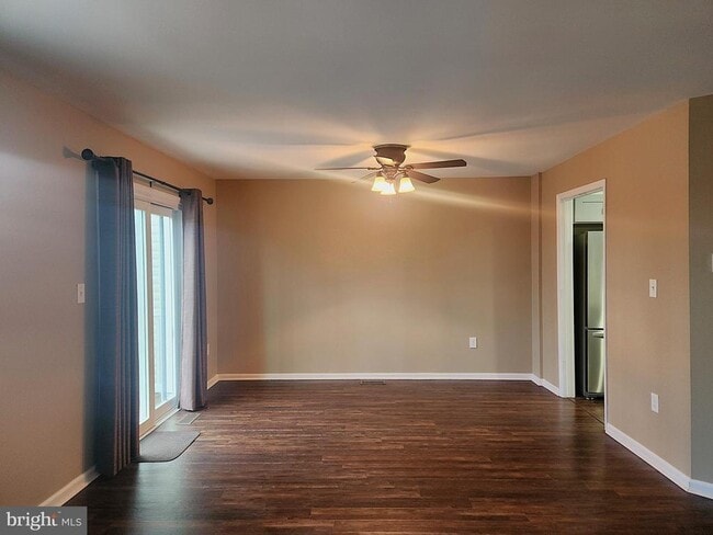 Building Photo - 14363 Long Channel Dr